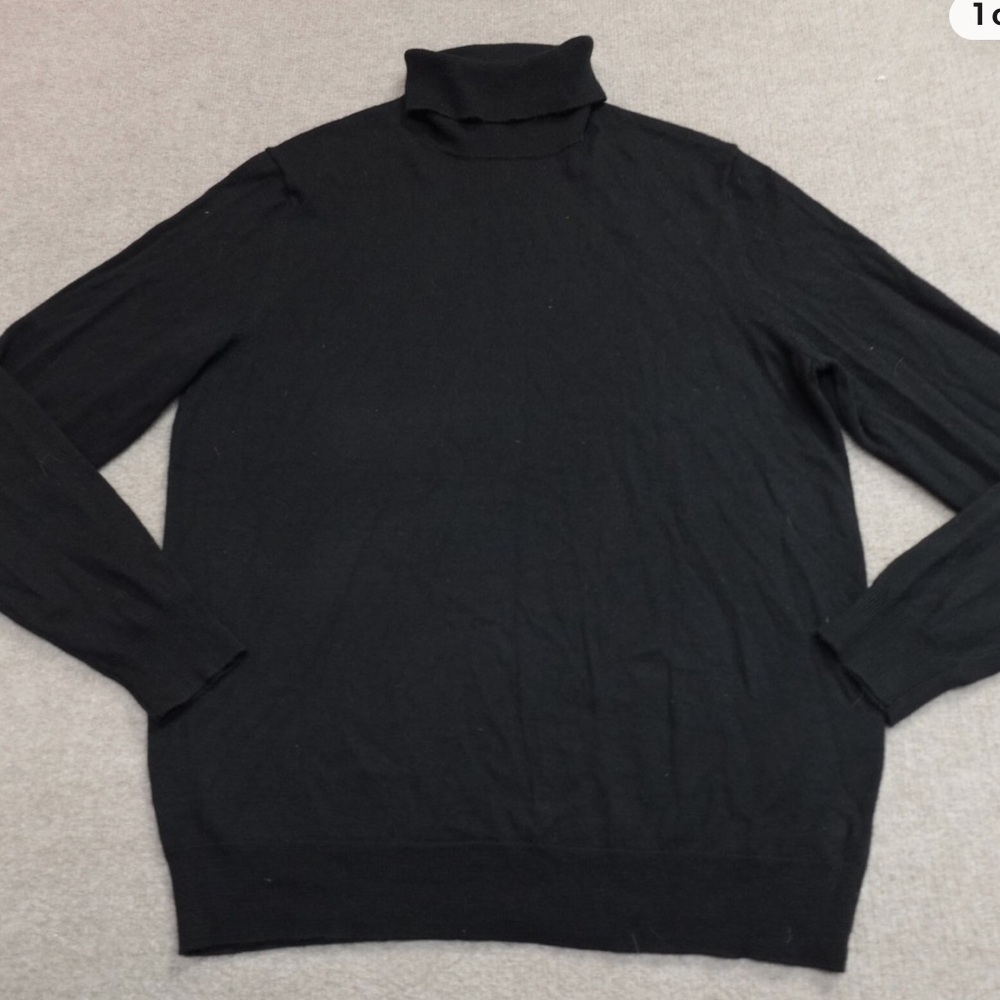 Club Room Men's Dark Turtleneck Sweater